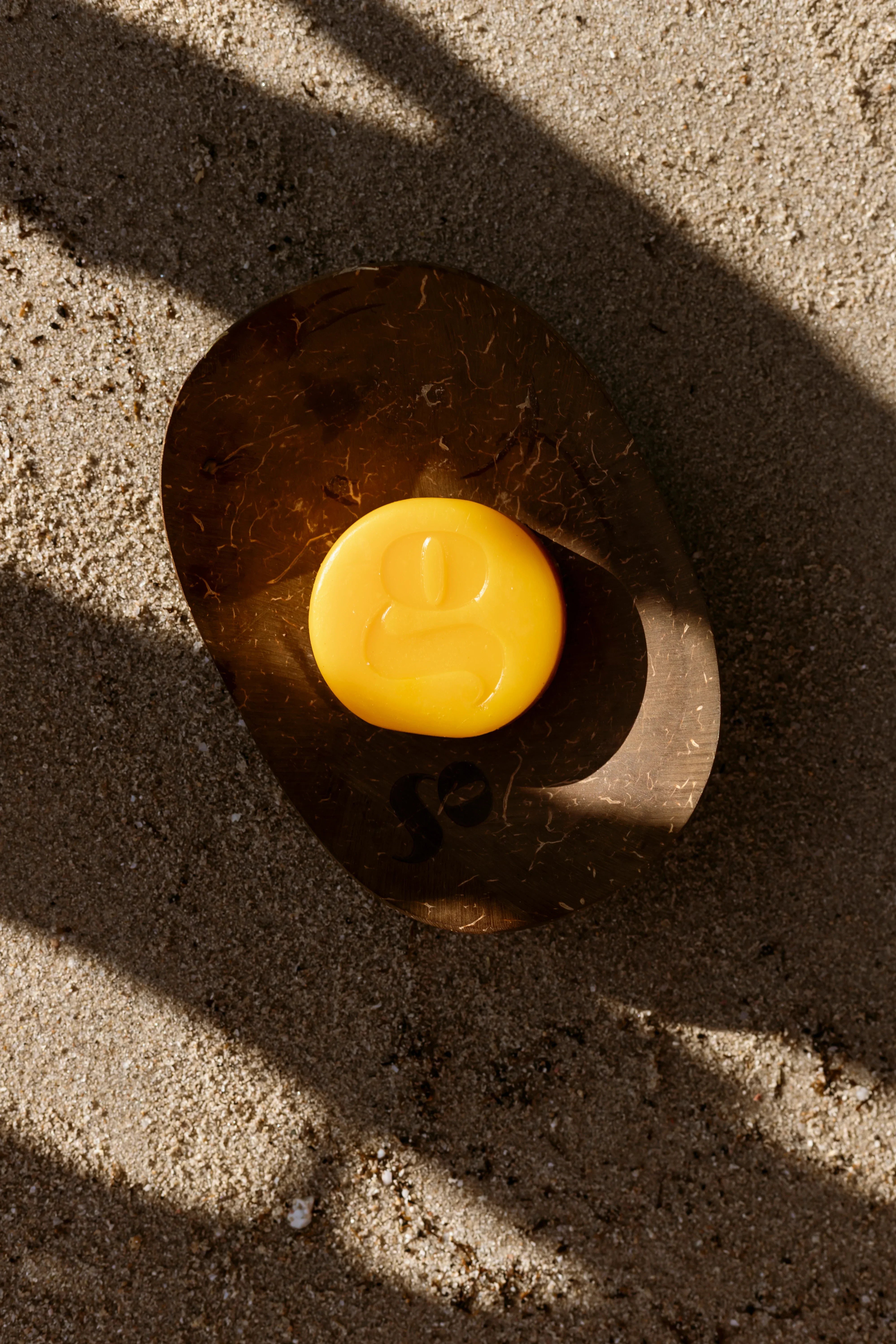 Loki bez dramatu – jak pielęgnować włosy kręcone