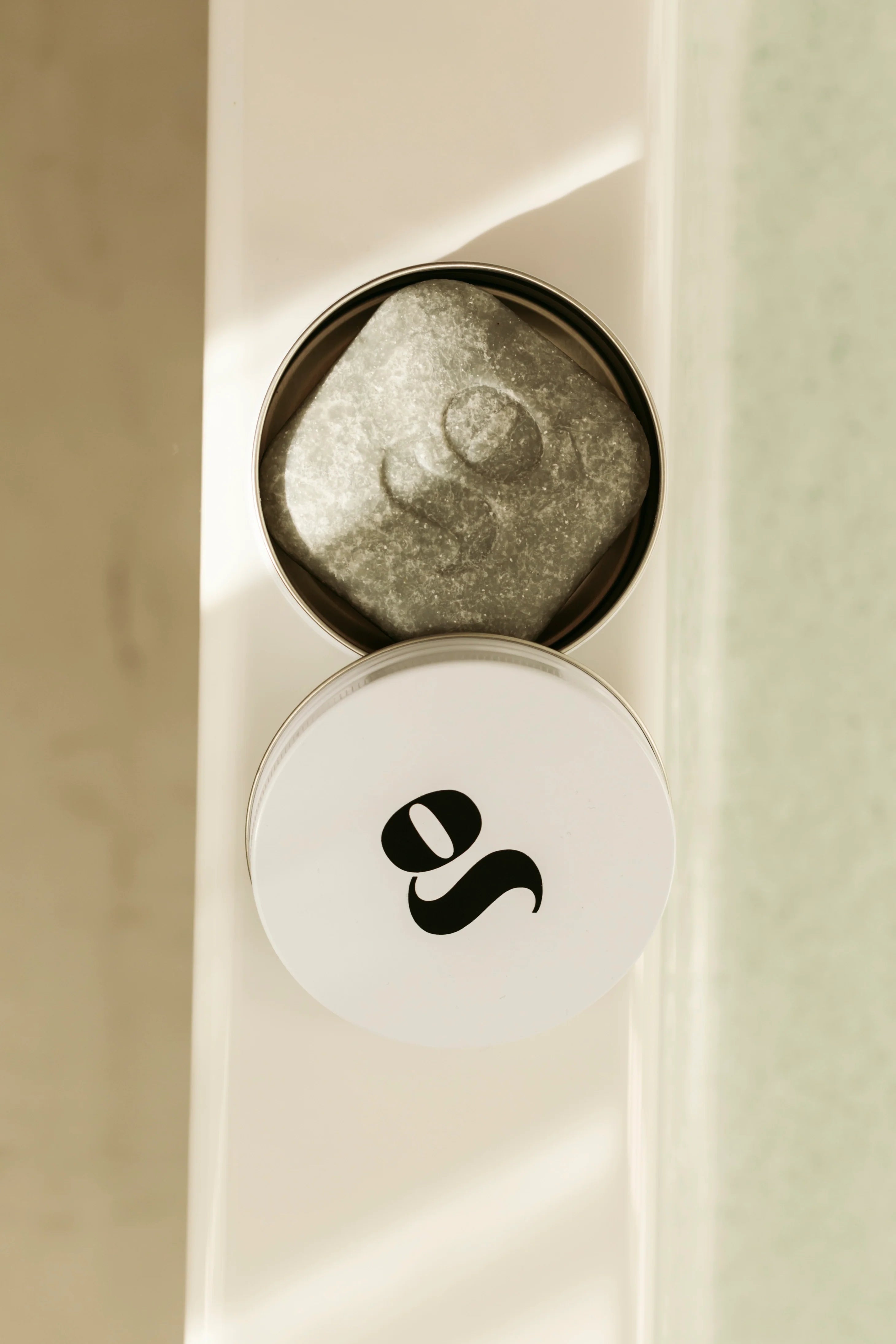 Czy naturalne kosmetyki są skuteczne przy problemach skóry głowy?