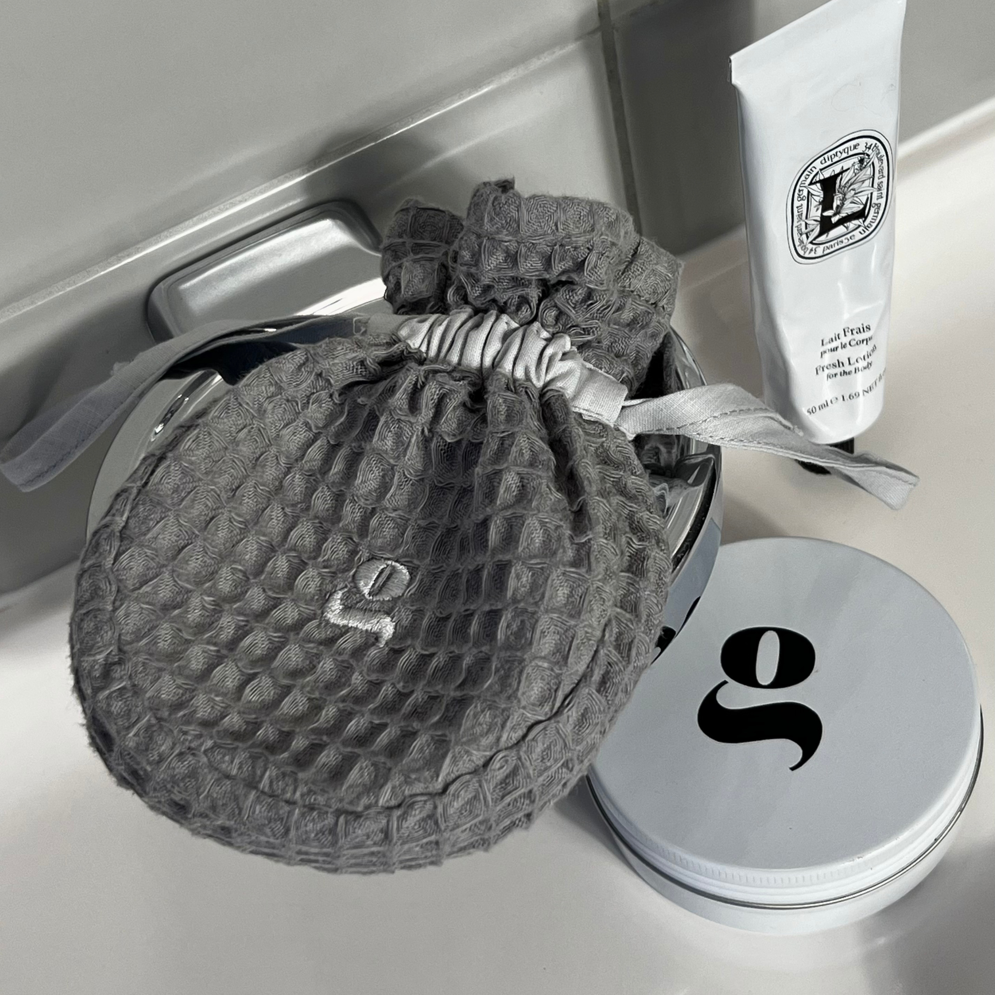 Ankle bag ~ BEAUTY BAG